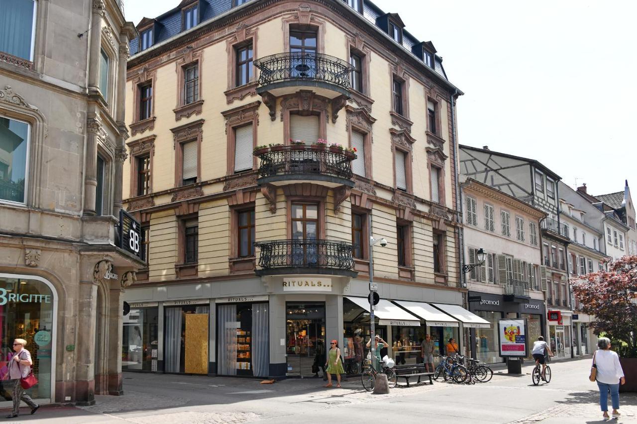 At Home In Colmar - City Center Bagian luar foto