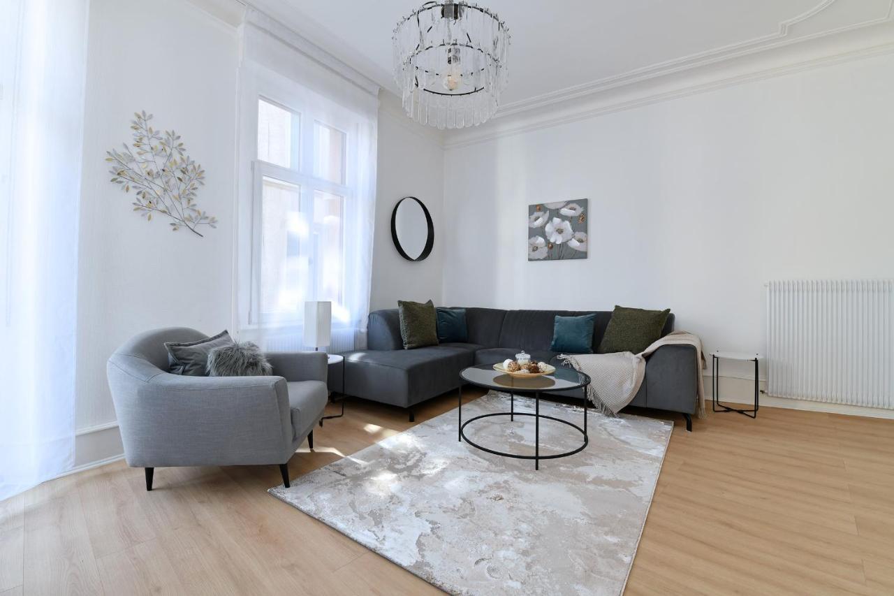 At Home In Colmar - City Center Bagian luar foto