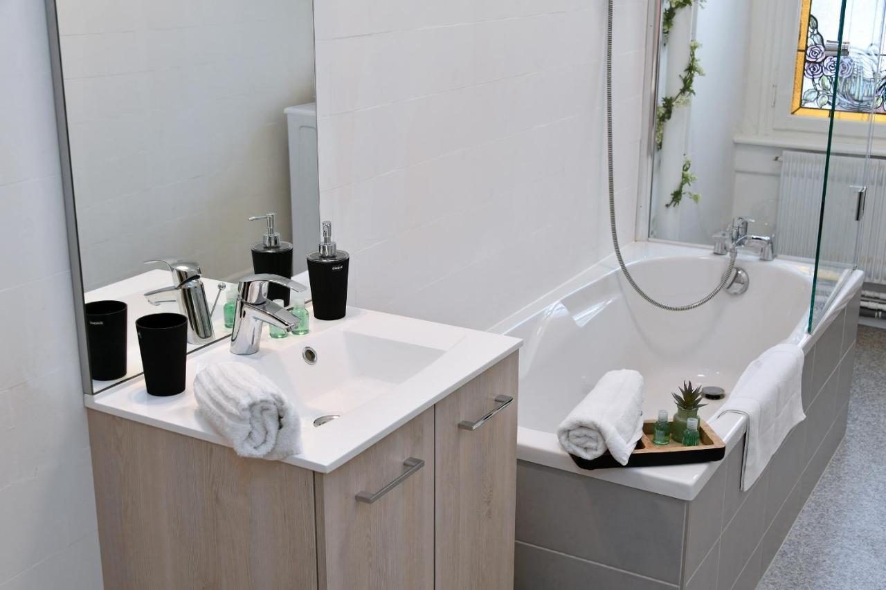 At Home In Colmar - City Center Bagian luar foto